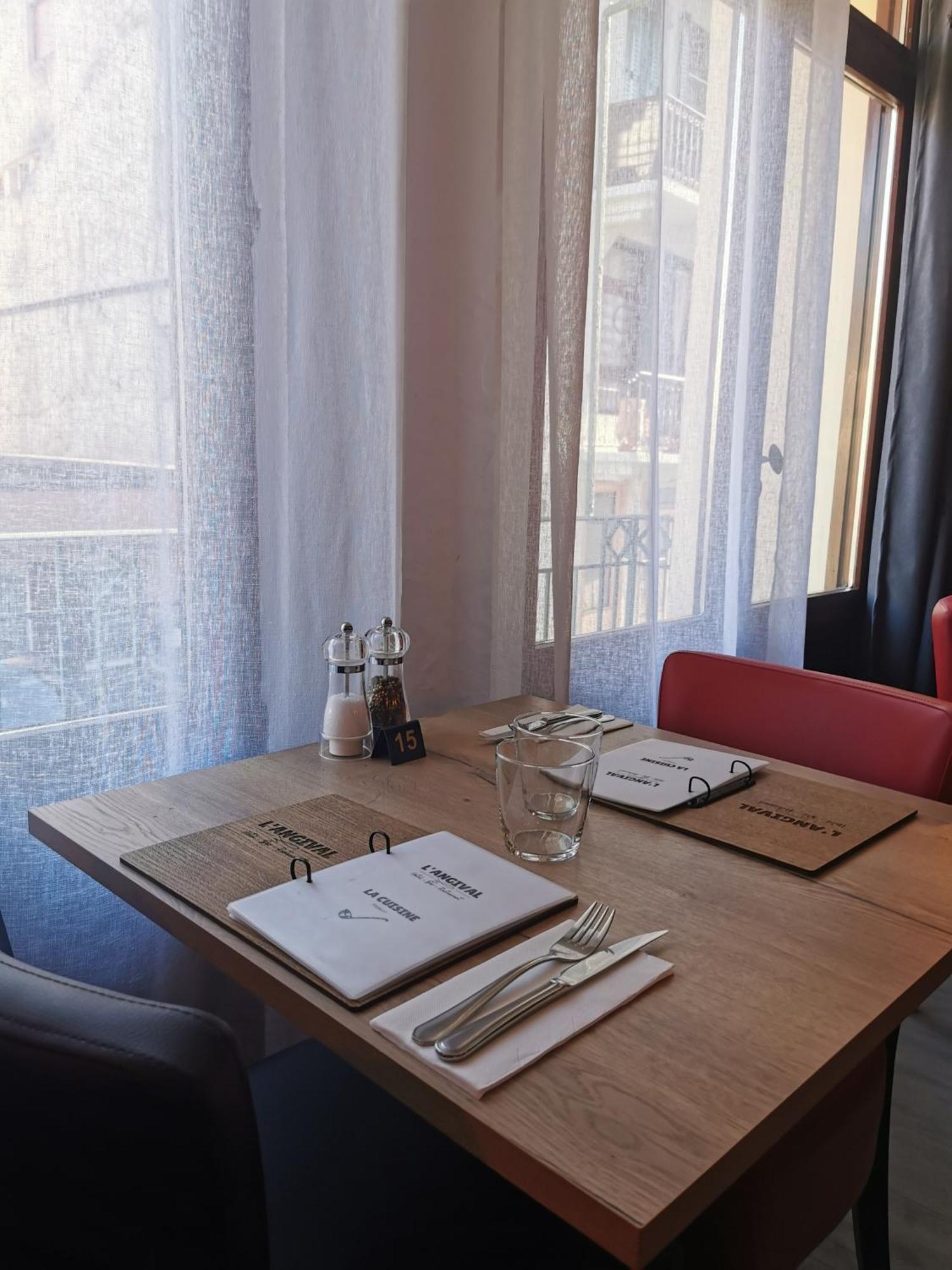 Hôtel Restaurant Angival - Chambres et Appartement Bourg-Saint-Maurice Extérieur photo