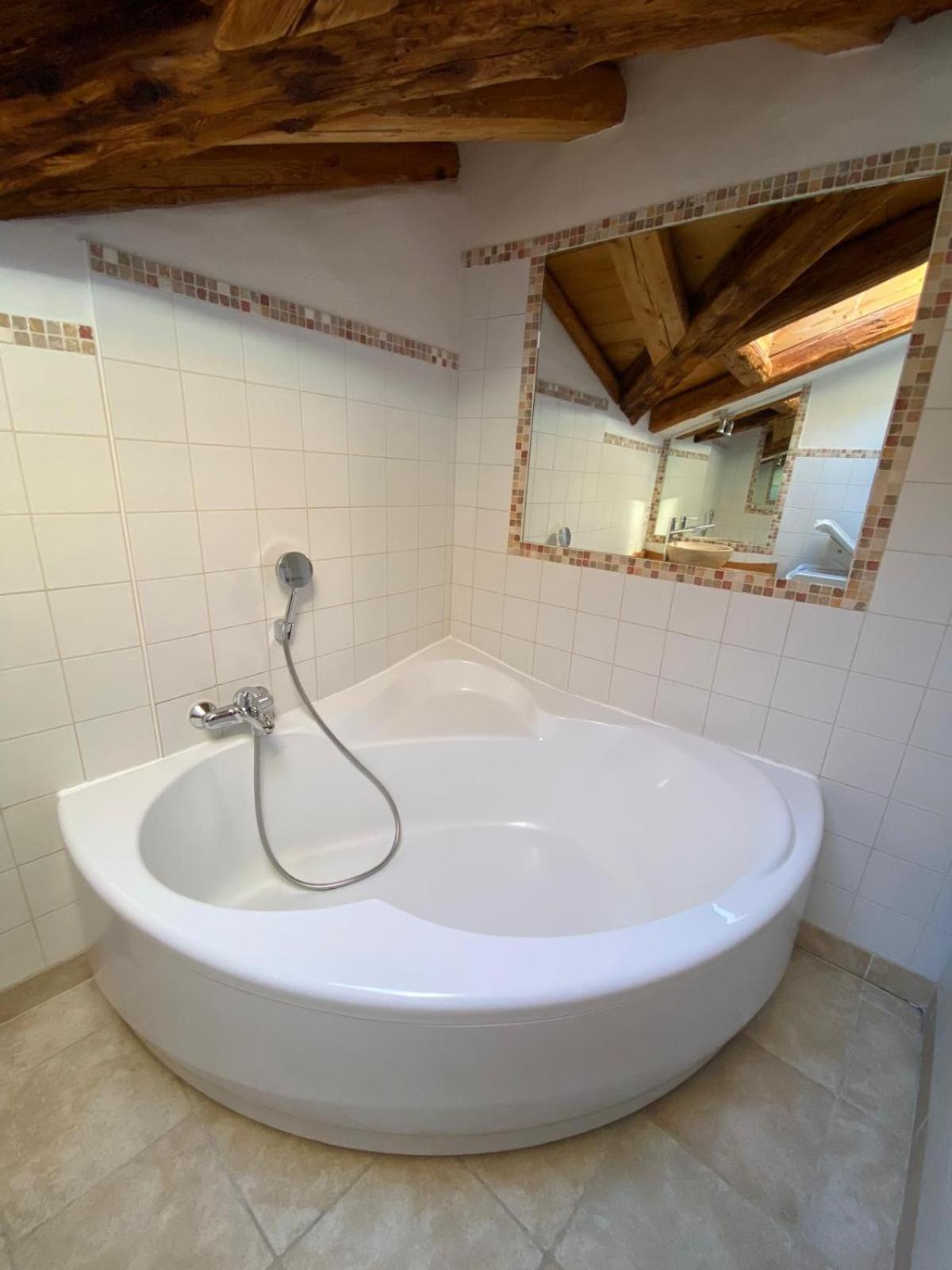 Hôtel Restaurant Angival - Chambres et Appartement Bourg-Saint-Maurice Extérieur photo