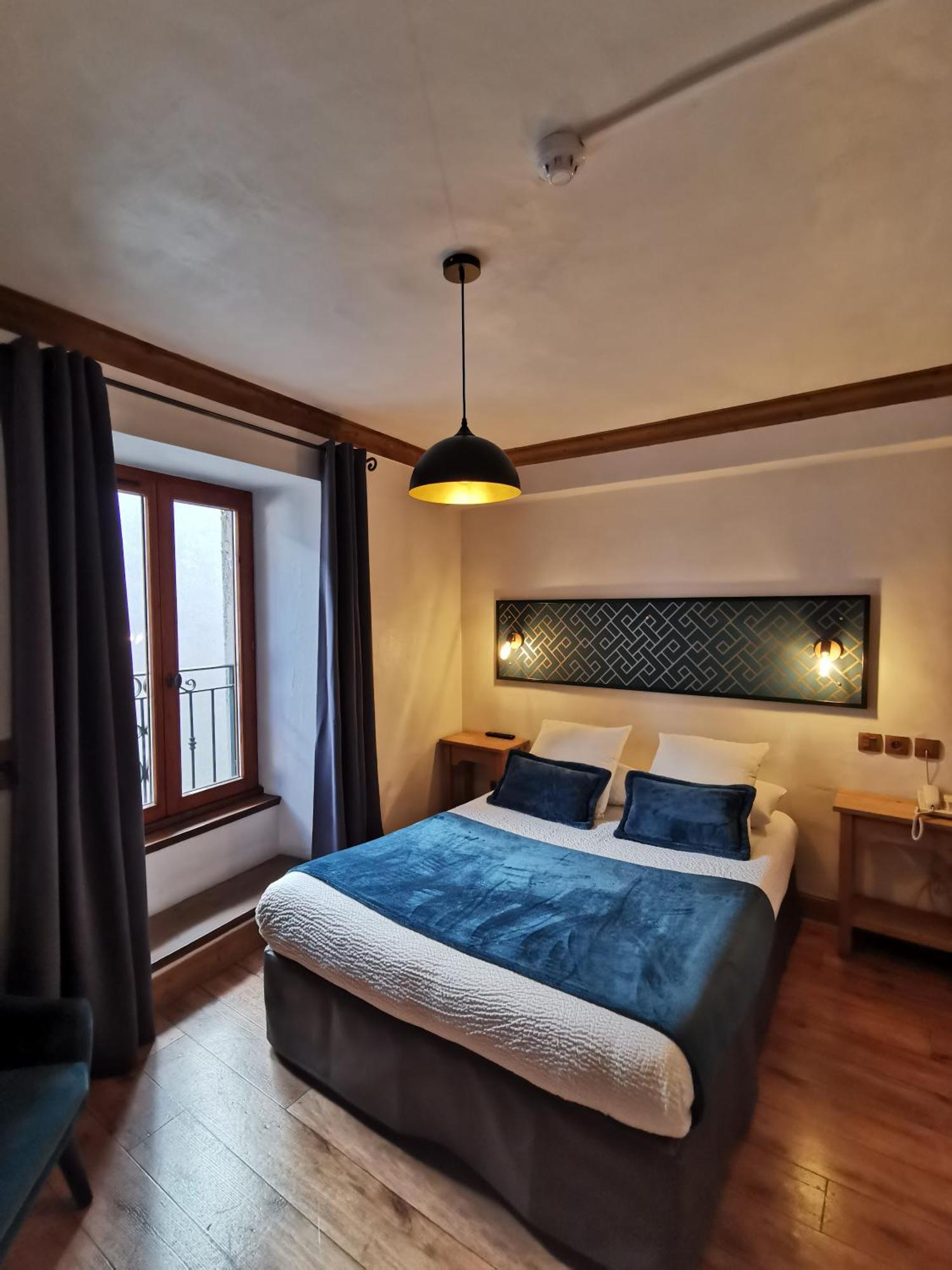 Hôtel Restaurant Angival - Chambres et Appartement Bourg-Saint-Maurice Extérieur photo